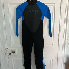 ONeill reactor junior wet suit size 12 BNWT