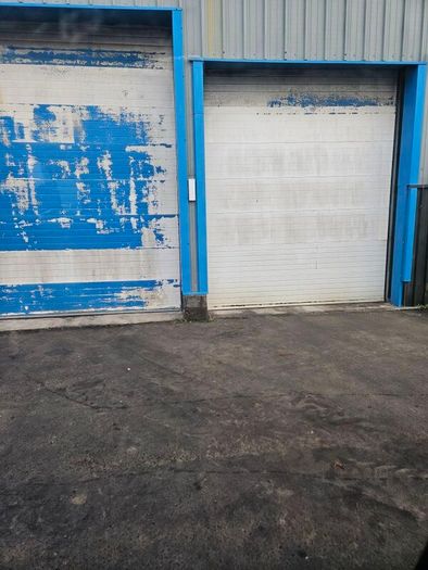 insulated sectional door