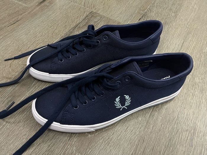 fred perry women's trainer size 8 uk
