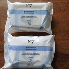 No7 biodegradable cleansing wipes x 2