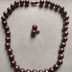 9ct gold Chocolate pearls matching set