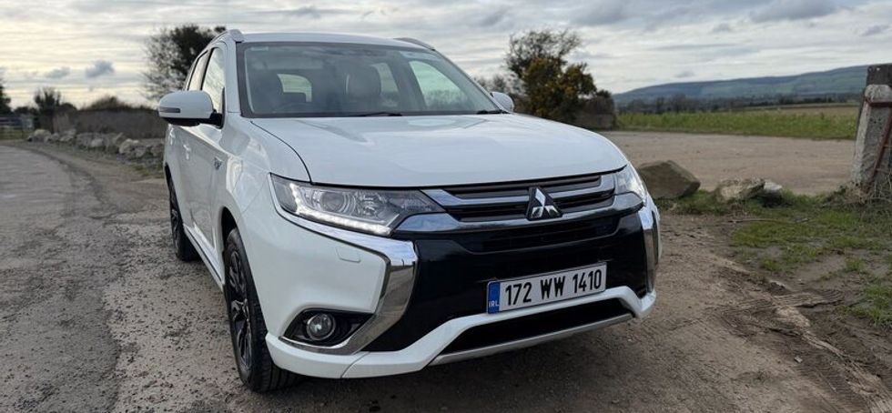 2017 Mitsubishi Outlander PHEV