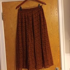 Sinsay Pleated  Skirt. S.L - 14-16.  B.N.W.T.