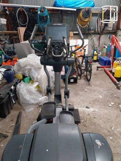 Life Fitness cross trainer