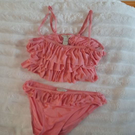 girls swimsuit
