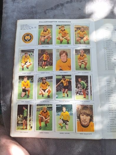 soccer stars picture stamp album 71/72