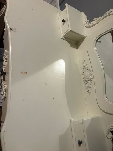 dressing table