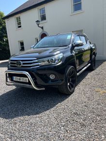 Toyota Hilux Invincible 2017