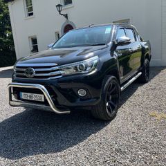 Toyota Hilux Invincible 2017