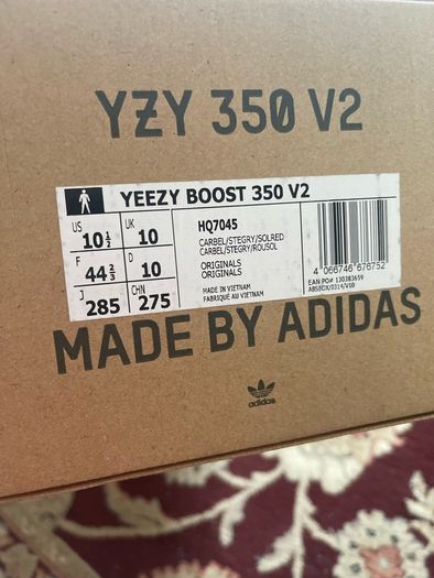 Adidas Yeezy Boost 350 V2 Carbon Beluga
