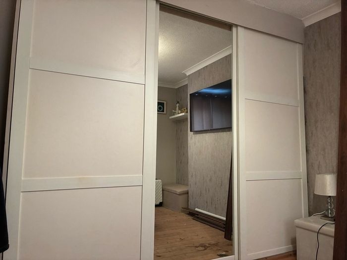 free sliding wardrobe Doors