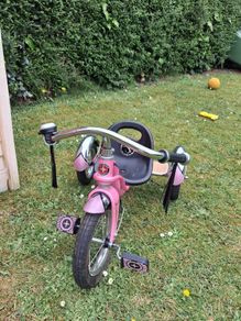 Childs tricycle