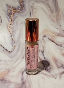 Revolution Conceal & Define Concealer - C4 - New - Sealed