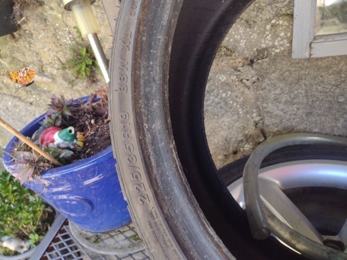 19 inch tyre