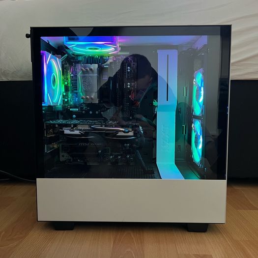 Gaming Pc + Monitor, Keyboard & Mouse