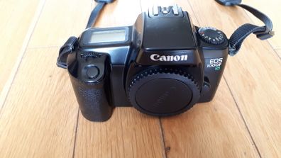 Canon EOS 35mm film camera for sale 700 1000F 5000