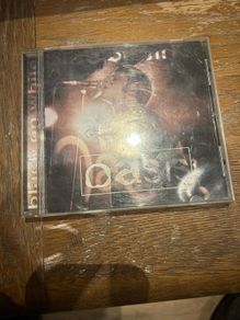 Oasis - Black on White
