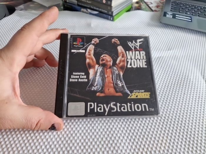WF War zone  PlayStation1 Ps1 PlayStation2 Ps2 Games Original
