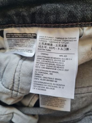 levis 511 Size 32/30 zip fly stone wash Black In excellent condition