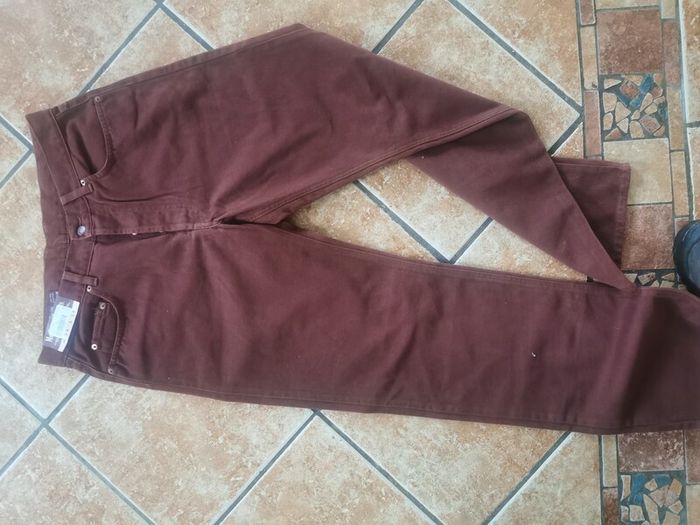 marlboro classic chino