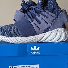 Adidas tubular Doom