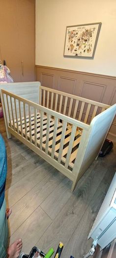 Baby Crib And Matching Drawers
