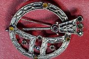 Vintage Cara-Irish Large Celtic Rhinestone Brooch