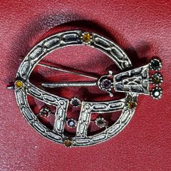 Vintage Cara-Irish Large Celtic Rhinestone Brooch