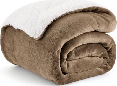 Sherpa Fleece Throw Blanket - Thick and Warm, Fluffy Microfiber Solid & Soft Blankets for Bed and Couch Double/Twin Size, Camel, 150x200cm