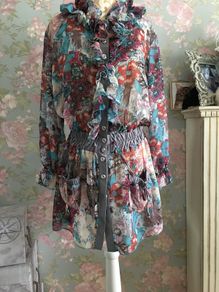 Flowery tunic. New . Size M or UK 12