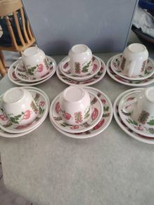 Retro Biltons Made in UK Chili & Radish 18 Piece Tea Set 6 Cups 6 Saucers 6 Side Plates .