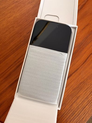 iPhone 15, newly refurbished