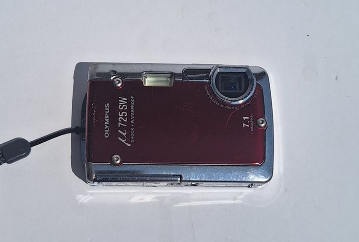 Olympus Stylus 725 SW