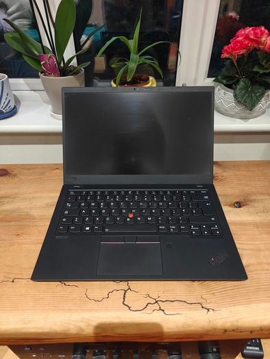 Lenovo X1 Carbon Gen8  Laptop | i7 vPro | 16GB | 256GB | 14" FHD | Win11