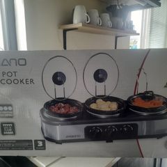 Slow cooker