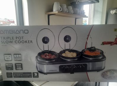 Slow cooker
