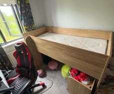 Children's mid sleeper