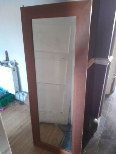 bevelled mirror