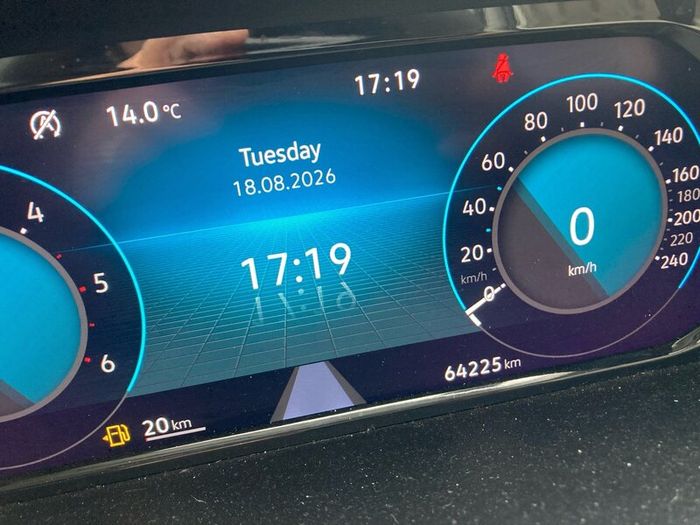 241 caddy Tdi van 102