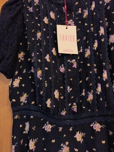 Savida Gia Floral Dress.   S.XS- 8.    B.N.W.T
