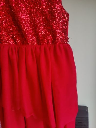 girls red dress