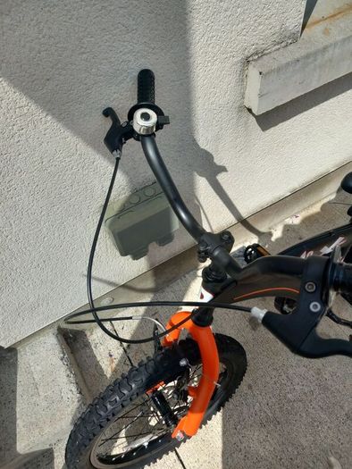 XR18 Kids bike size 18 inch wheels