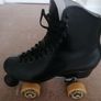 Dominion Canadian roller skate size 6 / 39 Image 3