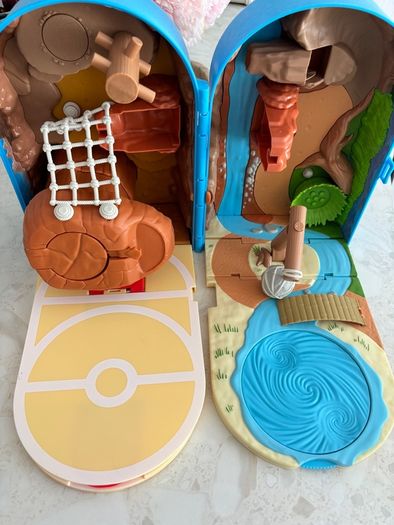 Pokemon Toy