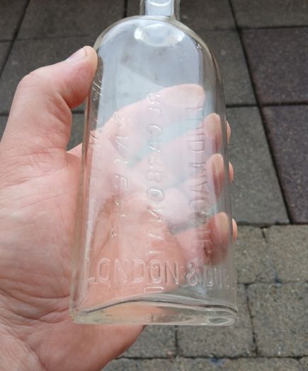 Vintage Dublin London J. Murray's Patent Recarbonated Fluid Magnesia bottle
