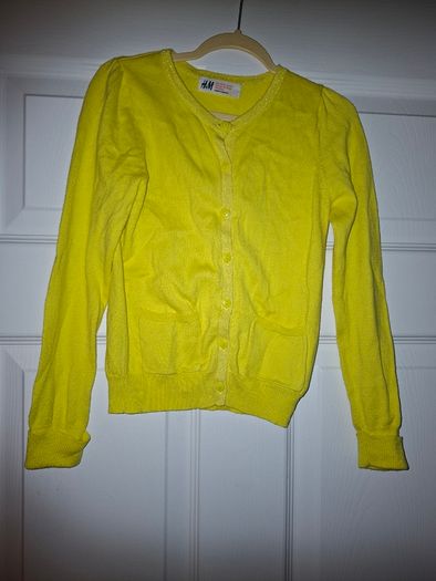Bundle of girls cardigans, size 5-7 yo