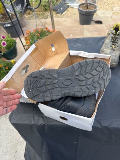 steel toe work boots