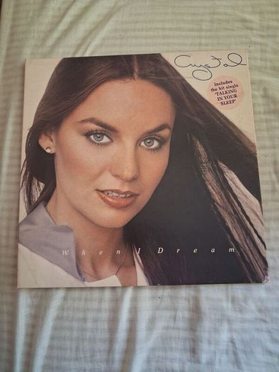 Crystal.Gayle.
