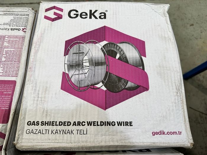 GeKa 0.8mm G3Si1 / SG2 15KG Mig Welding Wire  High quality mild steel MIG welding wire from GeKa. 0.8mm GMAW - SG2