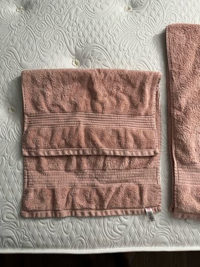 Dunnes bath towels set